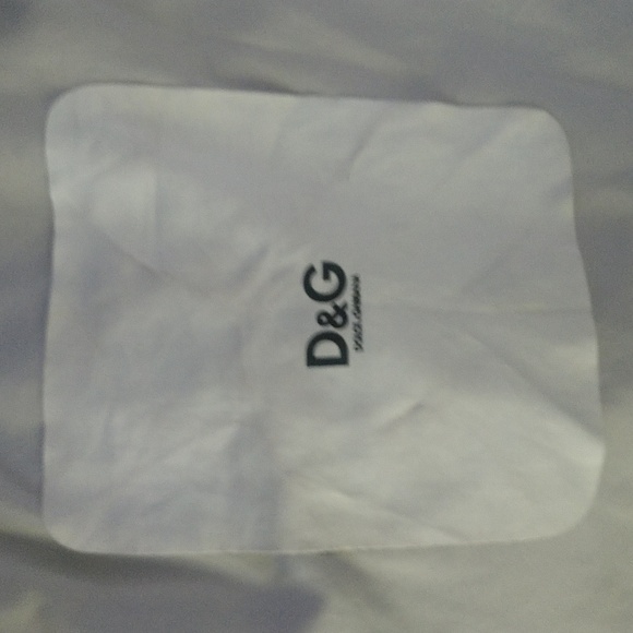 Dolce & Gabbana Sunglass case - Picture 5 of 16